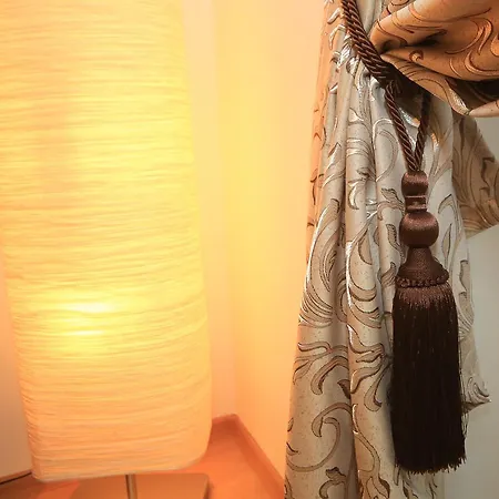 Rafila House Апартаменти