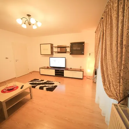 Rafila House Апартаменти